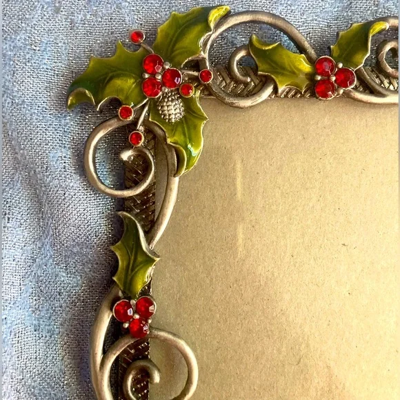 Festive Enamel Cast Metal 5x7 Picture Frame Silver With Green & Red - Picture 4 of 9